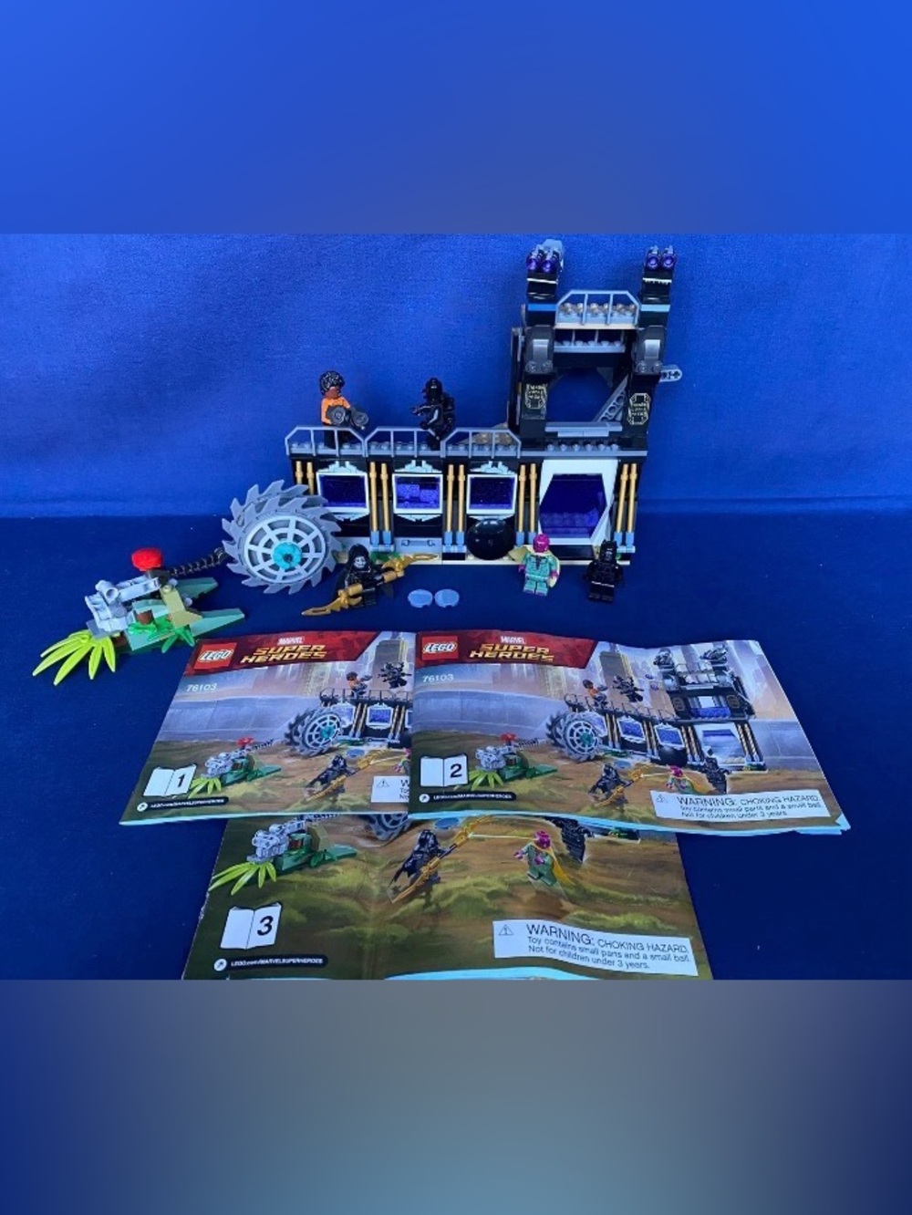 LEGO Marvel Heroes 76103 Corvus Glaive Thresher Attack, Complete w/Box & Manual